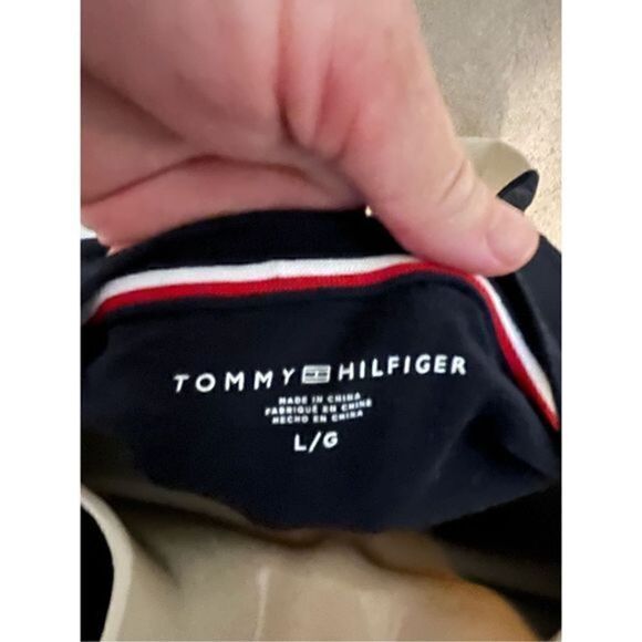 Tommy Hilfiger Navy Blue Short Sleeve Top. Size Medium - Picture 3 of 6